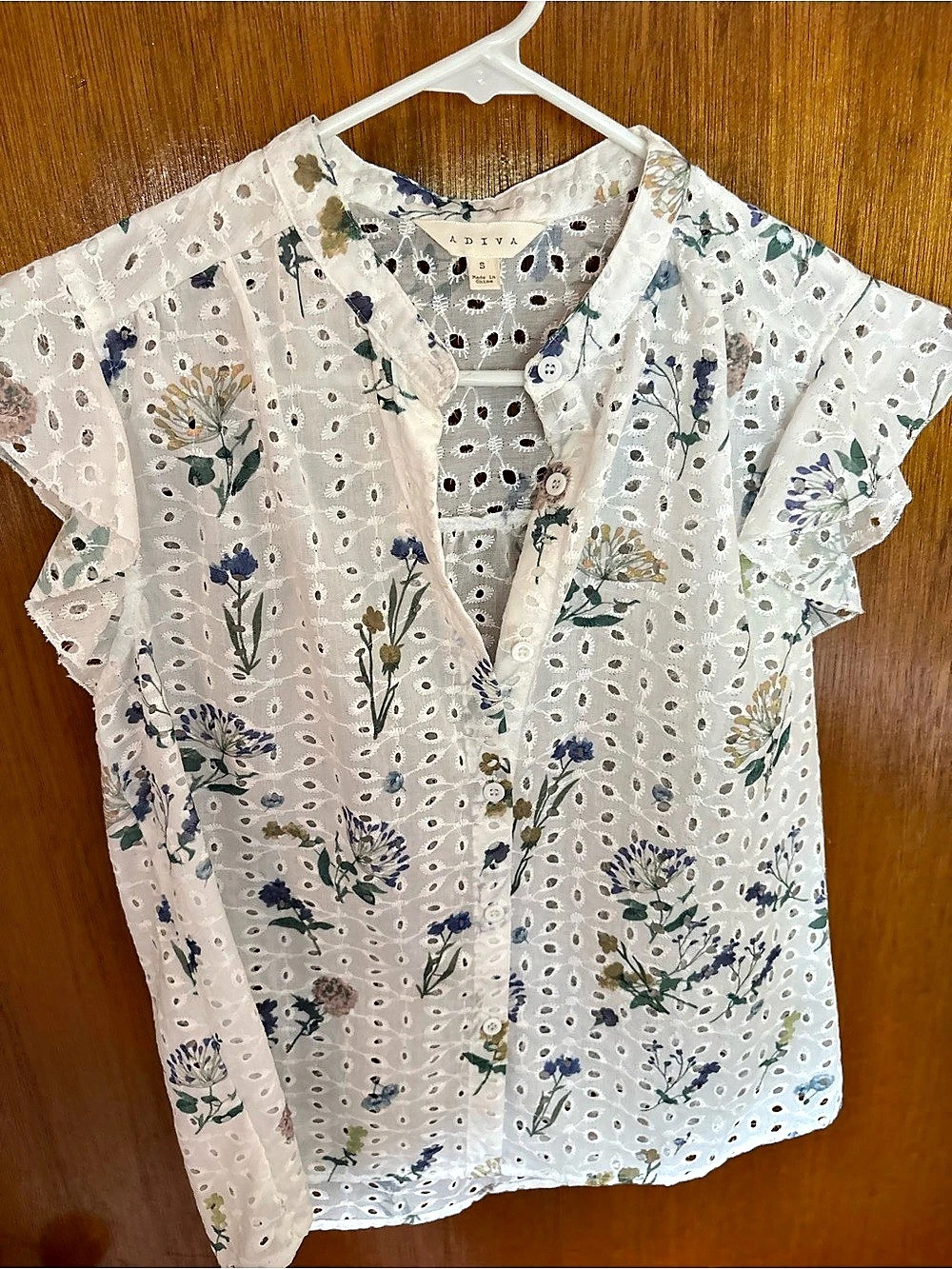 ADIVA Floral Eyelet Blouse in White & Blue Size Small Like New